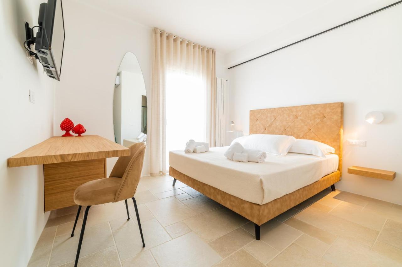 B&B A C-Caste Monopoli Bagian luar foto